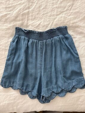 Blue Rain Denim-Blue Smocked Waist Scallop Hem Shorts